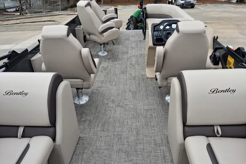 Slide: The Image of 2023 G3 Gator Tough 18 CC boat interior with beige Bentley seating. - 7