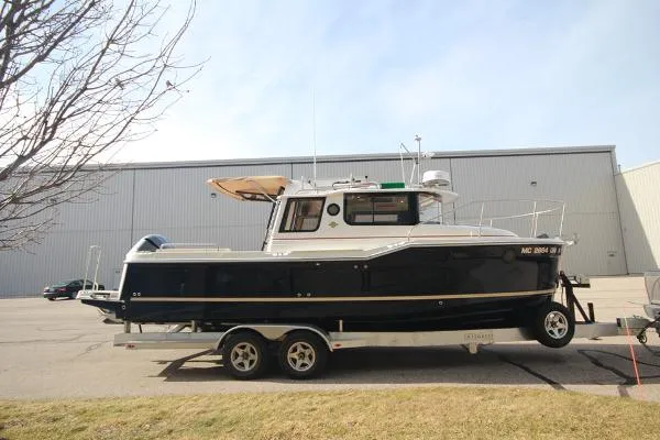 Slide: The Image of Ranger Tug R-25 Luxury Edition & Trailer 2021 - 0