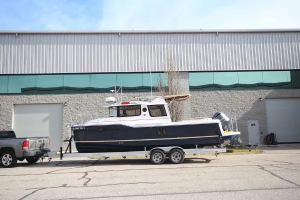 Slide: The Image of Ranger Tug R-25 Luxury Edition & Trailer 2021 - 1
