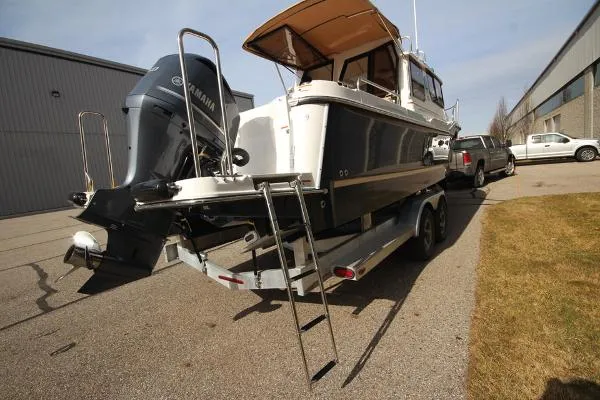 Slide: The Image of Ranger Tug R-25 Luxury Edition & Trailer 2021 - 6