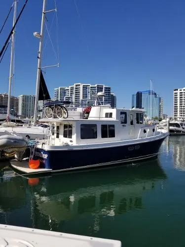 Slide: The Image of American Tug Pilothouse Trawler 34 2002 - 2