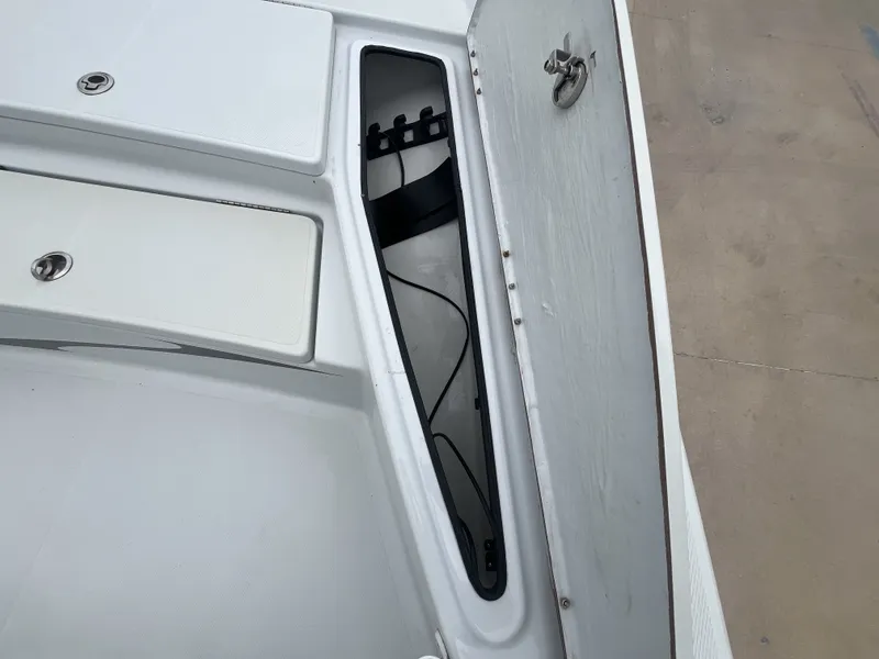 Slide: The Image of Blue Wave 2200 STL 2019 - 15