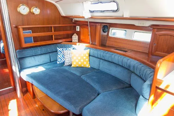 Slide: The Image of Beneteau 411 1999 - 8