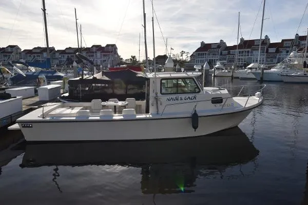 Slide: The Image of Parker Marine 2520 Sport Cabin 2000 - 0