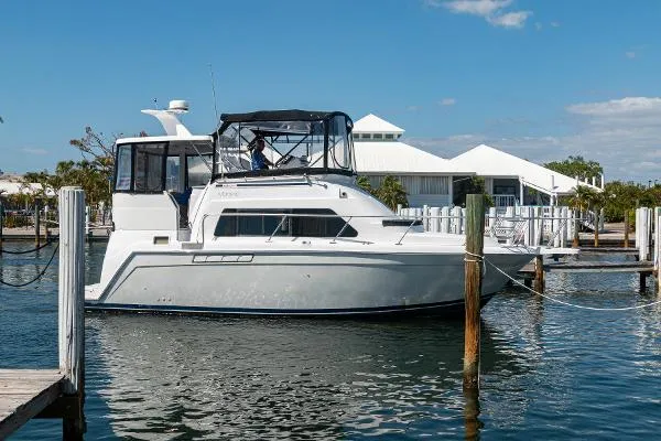 Slide: The Image of Mainship 34 Motor Yacht 1999 - 0
