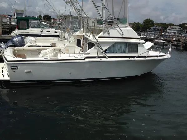 Slide: The Image of Bertram 28 Flybridge 1985 - 6