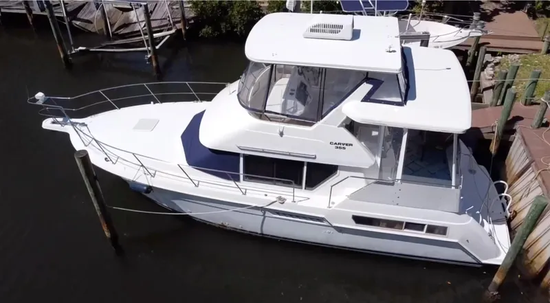 Slide: The Image of Carver Yachts 355 Aft Cabin 1998 - 1