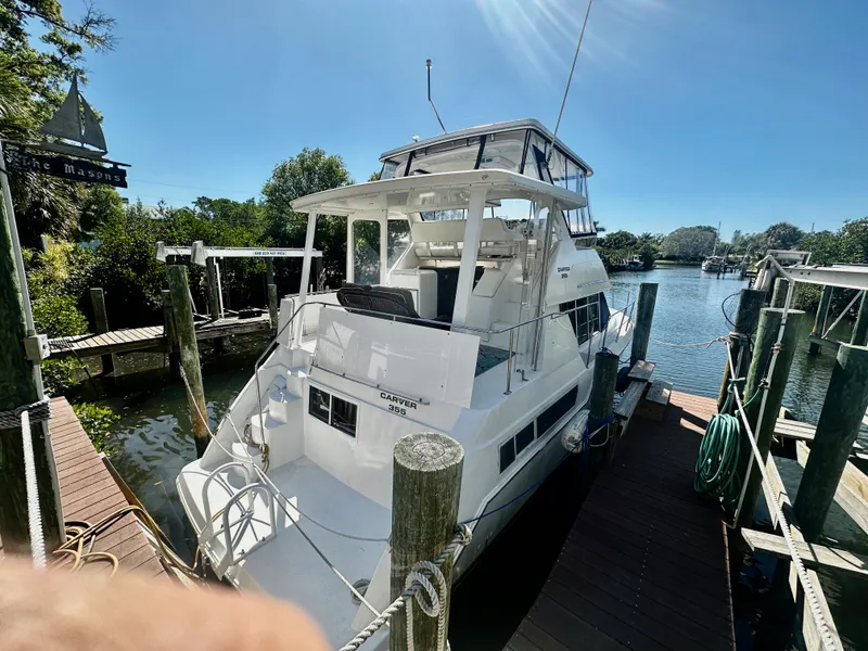 Slide: The Image of Carver Yachts 355 Aft Cabin 1998 - 6