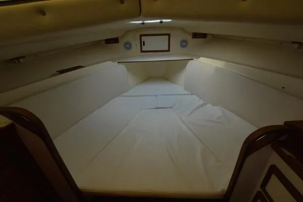 Slide: The Image of Blackfin 29 Flybridge 1986 - 11