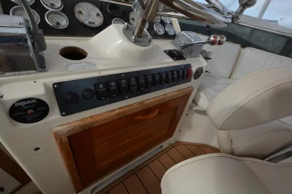 Slide: The Image of Blackfin 29 Flybridge 1986 - 7