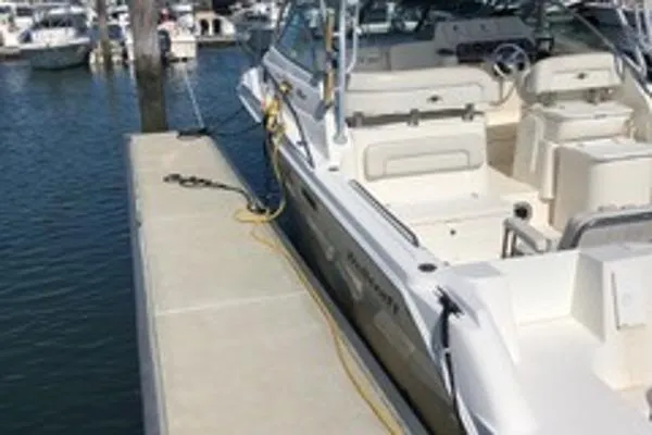 Slide: The Image of Wellcraft 290 Coastal 2004 - 7