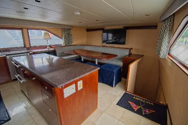 Slide: The Image of Burger Raised Pilothouse 1994 - 4