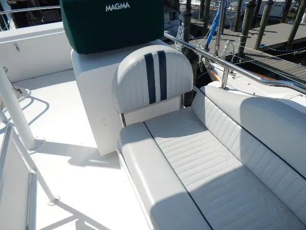 Slide: The Image of Mainship Trawler 2002 - 4