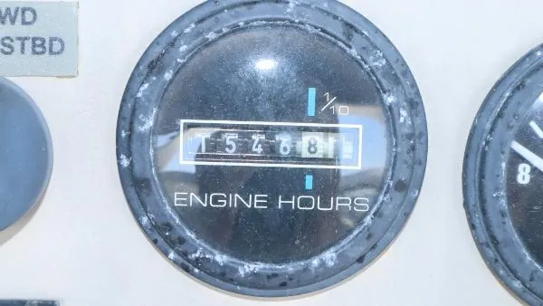 Slide: The Image of Carver Yachts 404 Cockpit Motor Yacht 1999 - 6