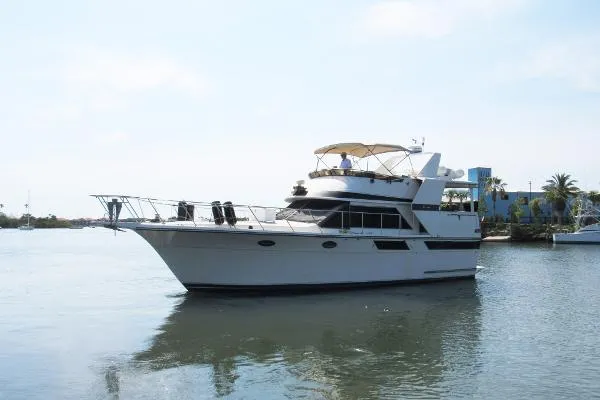 Slide: The Image of Californian 42 Motor Yacht 1987 - 3