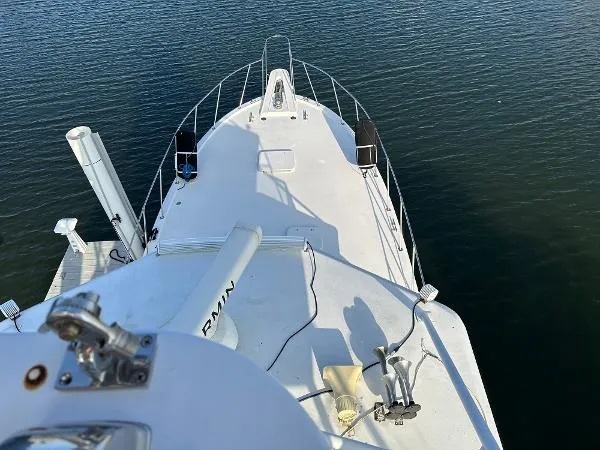Slide: The Image of Hatteras 43 Sportfish 1979 - 4