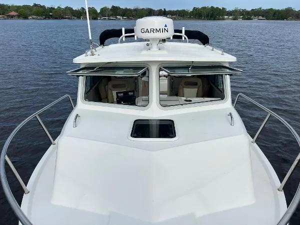 Slide: The Image of Parker Marine 2520 XLD Sport Cabin 2018 - 4