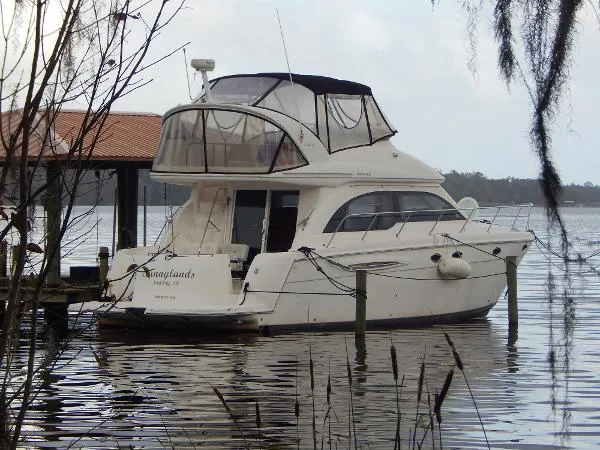 Slide: The Image of Meridian 411 Sedan 2003 - 0