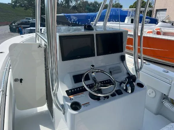 Slide: The Image of Contender 30T 2020 - 4