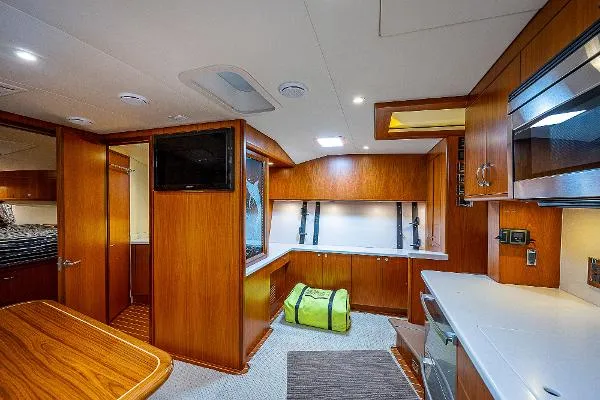 Slide: The Image of Cabo 44 HTX 2012 - 8