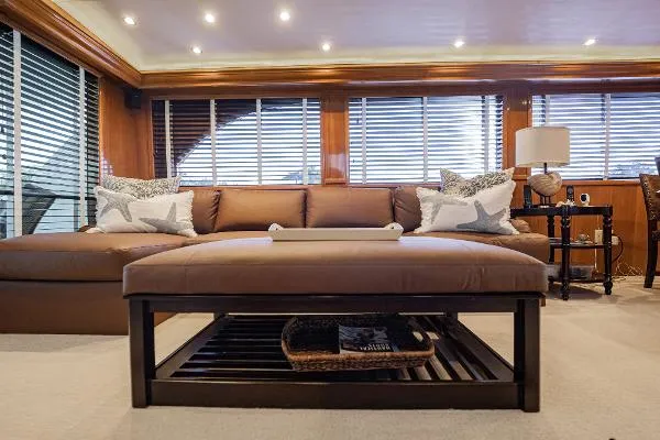 Slide: The Image of Hatteras 75 Cockpit Motor Yacht 2001 - 6
