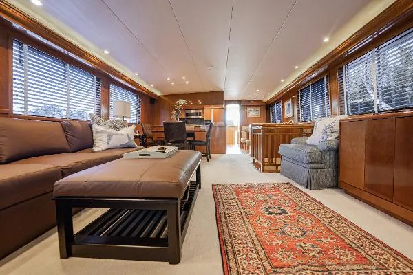Slide: The Image of Hatteras 75 Cockpit Motor Yacht 2001 - 8