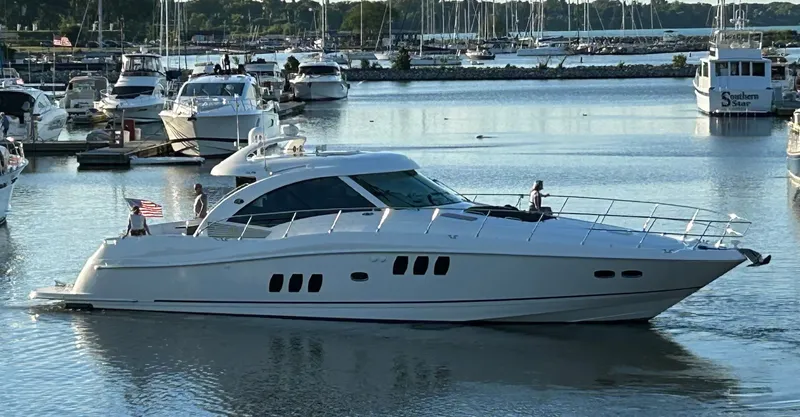 Slide: The Image of Sea Ray 610 Sundancer 2010 - 1