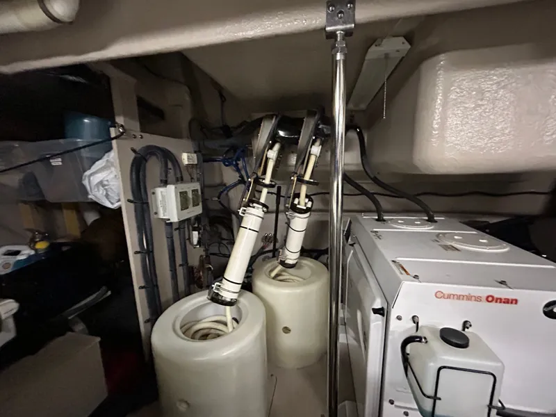 Slide: The Image of Sea Ray 610 Sundancer 2010 - 53