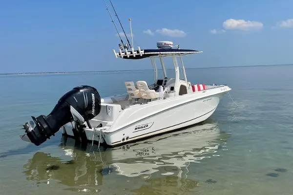 Slide: The Image of Boston Whaler 220 Outrage 2015 - 4