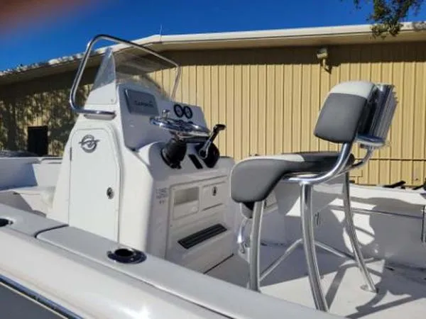 Slide: The Image of Tidewater 198CC Adventure 2020 - 3