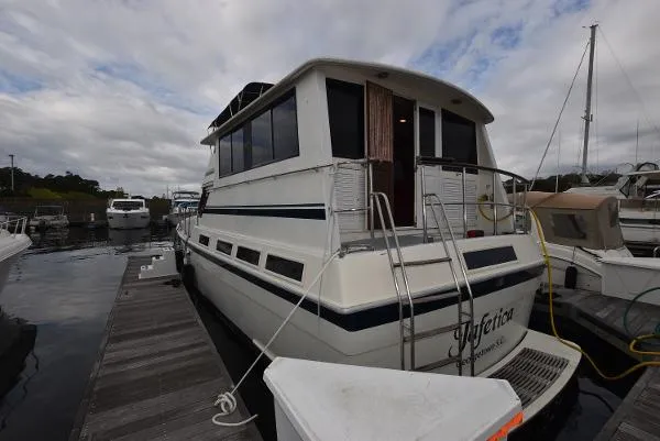 Slide: The Image of Gulfstar 49 Motor Yacht 1984 - 3