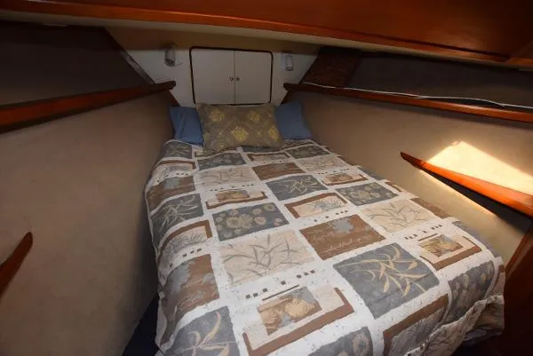 Slide: The Image of Gulfstar 49 Motor Yacht 1984 - 7