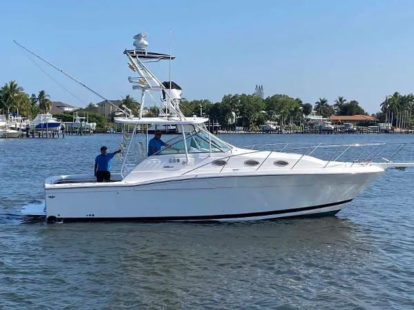 Slide: The Image of Wellcraft Coastal 330 1998 - 0
