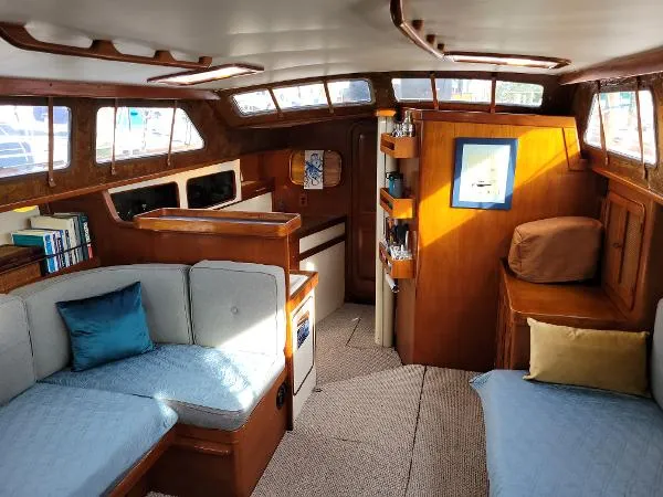 Slide: The Image of Gulfstar SAILMASTER 1981 - 11