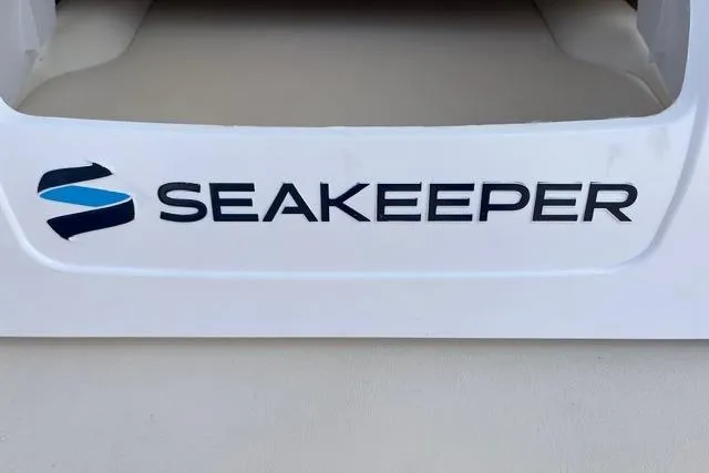 Slide: The Image of Seakeeper logo on 2020 Grady-White Freedom 275 boat. - 14