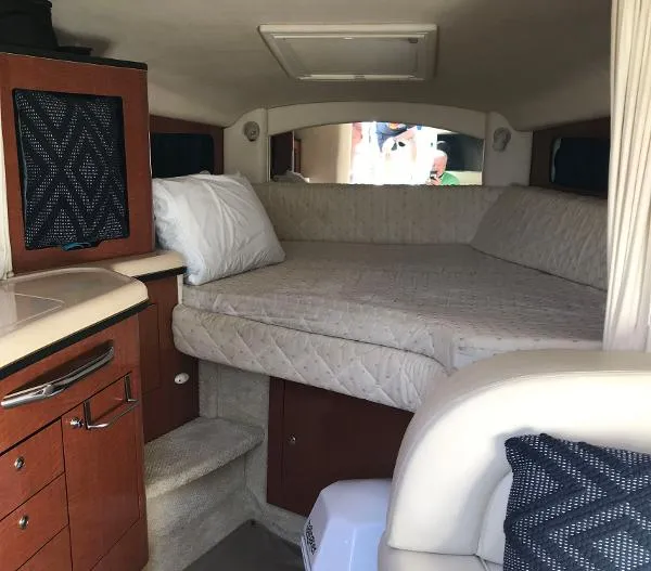 Slide: The Image of Sea Ray 300 Sundancer 2002 - 9