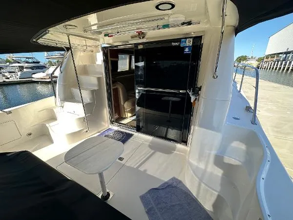 Slide: The Image of Sea Ray 48 Sedan Motor Yacht 2004 - 5