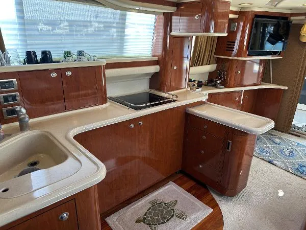 Slide: The Image of Sea Ray 48 Sedan Motor Yacht 2004 - 9