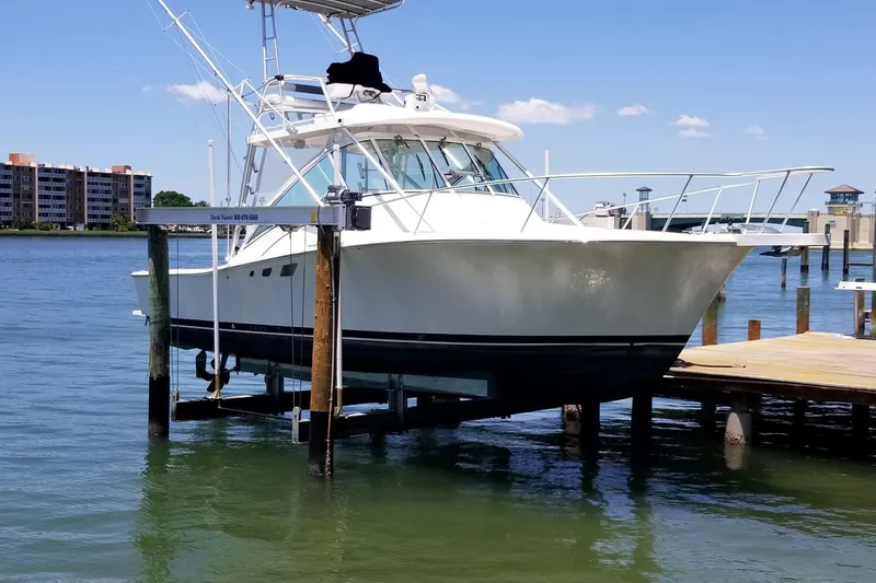Slide: The Image of Luhrs 32 Open 2004 - 7
