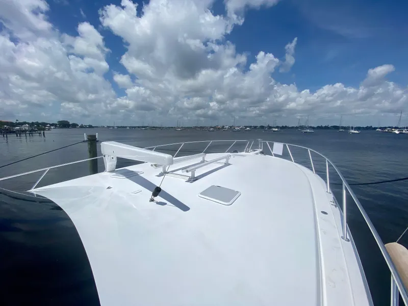 Slide: The Image of Viking 61 Enclosed Bridge 2002 - 0