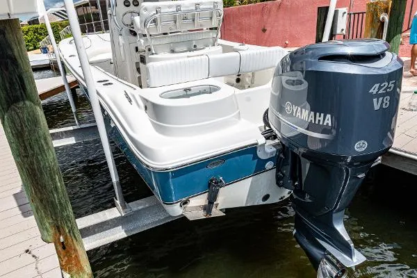 Slide: The Image of NauticStar 2200XS Offshore 2014 - 11