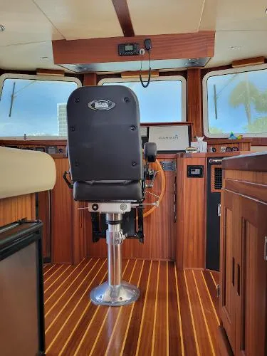 Slide: The Image of American Tug 41 Flybridge, Stabilized 2010 - 6