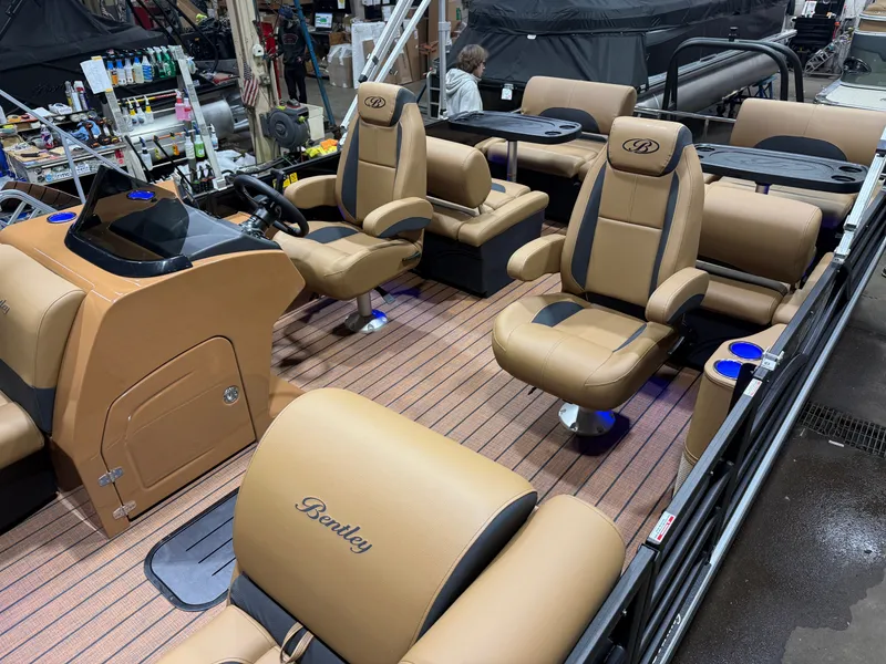 Slide: The Image of Bentley Pontoons Legacy 200HP QSB 223 Swingback Tritoon 2026 - 3