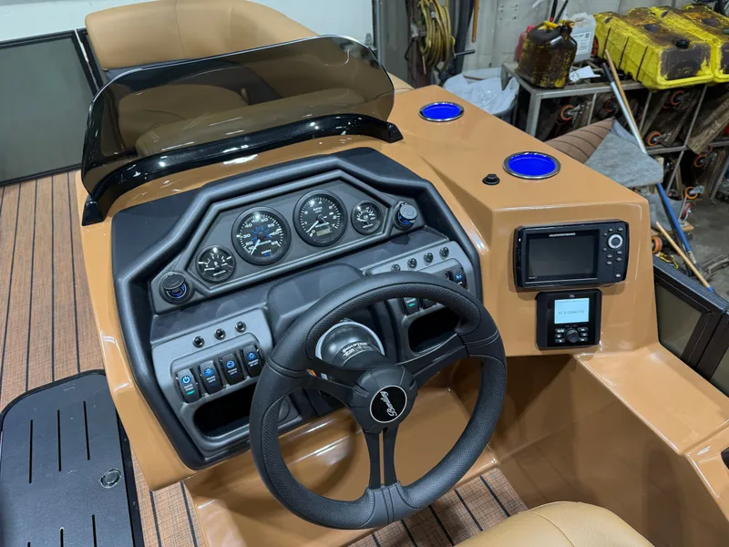 Slide: The Image of Bentley Pontoons Legacy 200HP QSB 223 Swingback Tritoon 2026 - 13