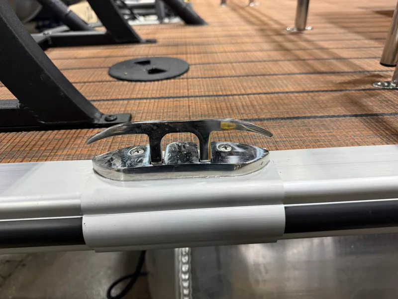 Slide: The Image of Bentley Pontoons Legacy 200HP QSB 223 Swingback Tritoon 2026 - 45