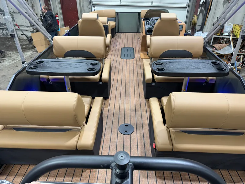Slide: The Image of Bentley Pontoons Legacy 200HP QSB 223 Swingback Tritoon 2026 - 6