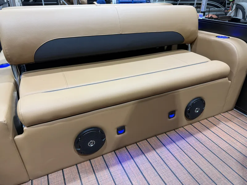 Slide: The Image of Bentley Pontoons Legacy 200HP Swingback 223 Tritoon 2026 - 37