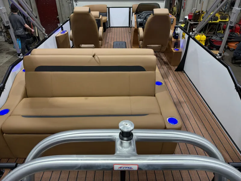 Slide: The Image of Bentley Pontoons Legacy 200HP Swingback 223 Tritoon 2026 - 5