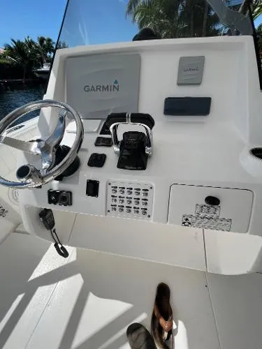 Slide: The Image of Intrepid 327 Center Console 2015 - 3