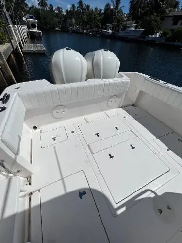Slide: The Image of Intrepid 327 Center Console 2015 - 5